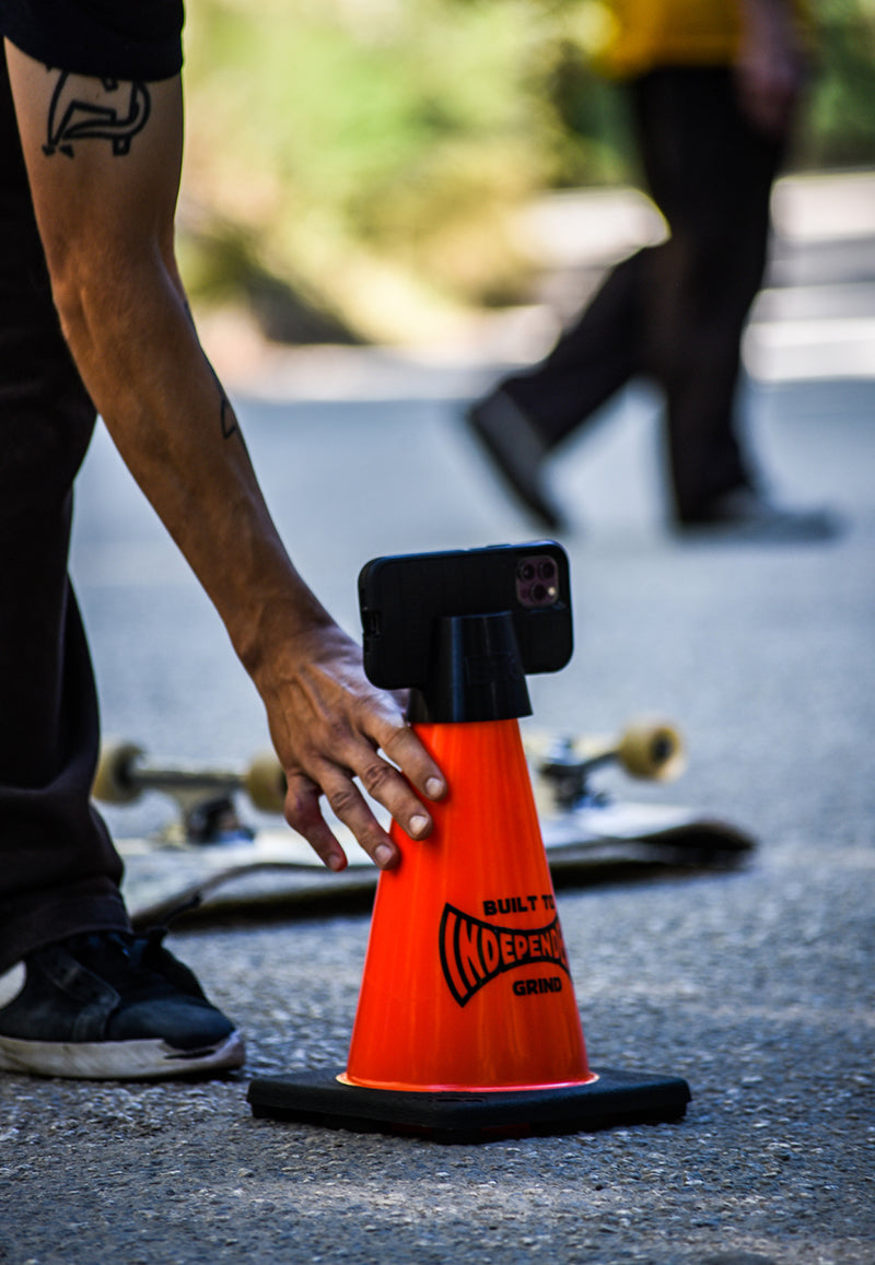 BUILT TO GRIND PHONE CONE -44643904