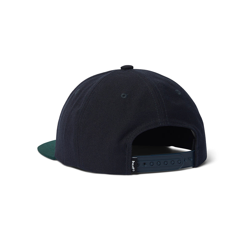 CLASSIC ARCH BRUSHED SNAPBACK