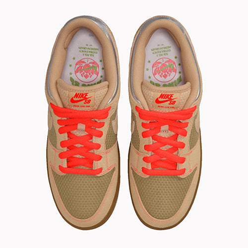 NIKE SB DUNK LOW PRO