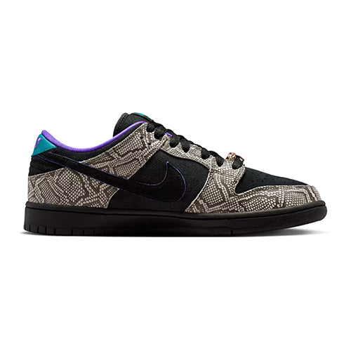 NIKE SB DUNK LOW PRO