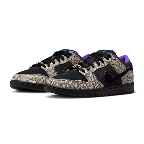 NIKE SB DUNK LOW PRO