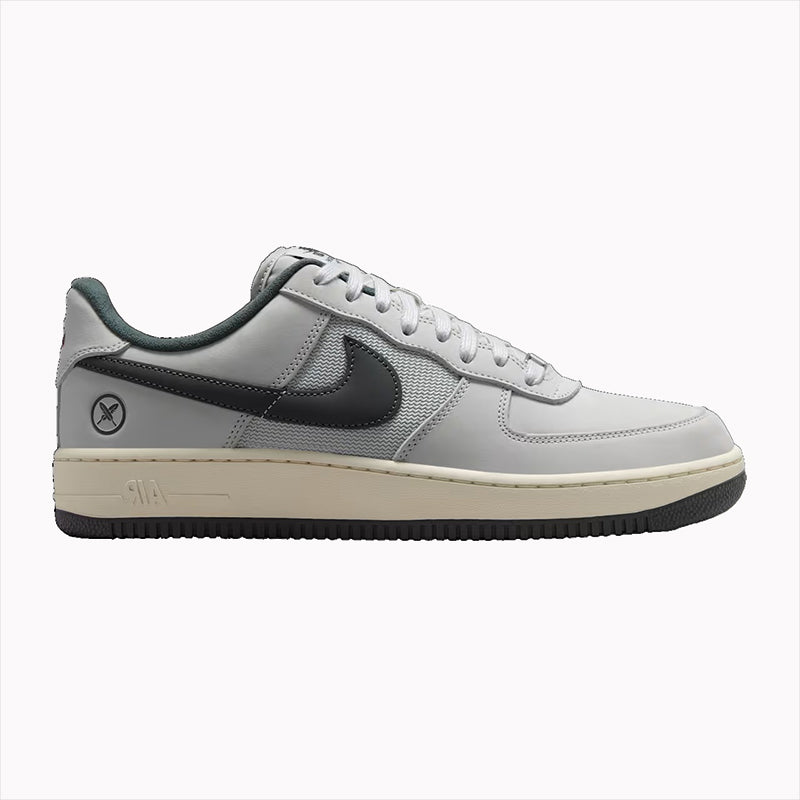 NIKE SB AIR FORCE 1 YUTO - IO8439-100
